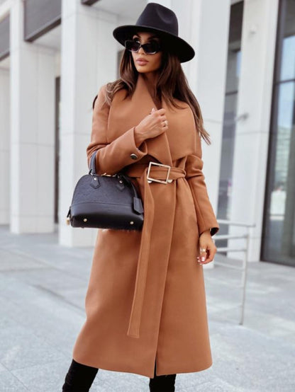 Manteau femme chic mi-long en cuir beige