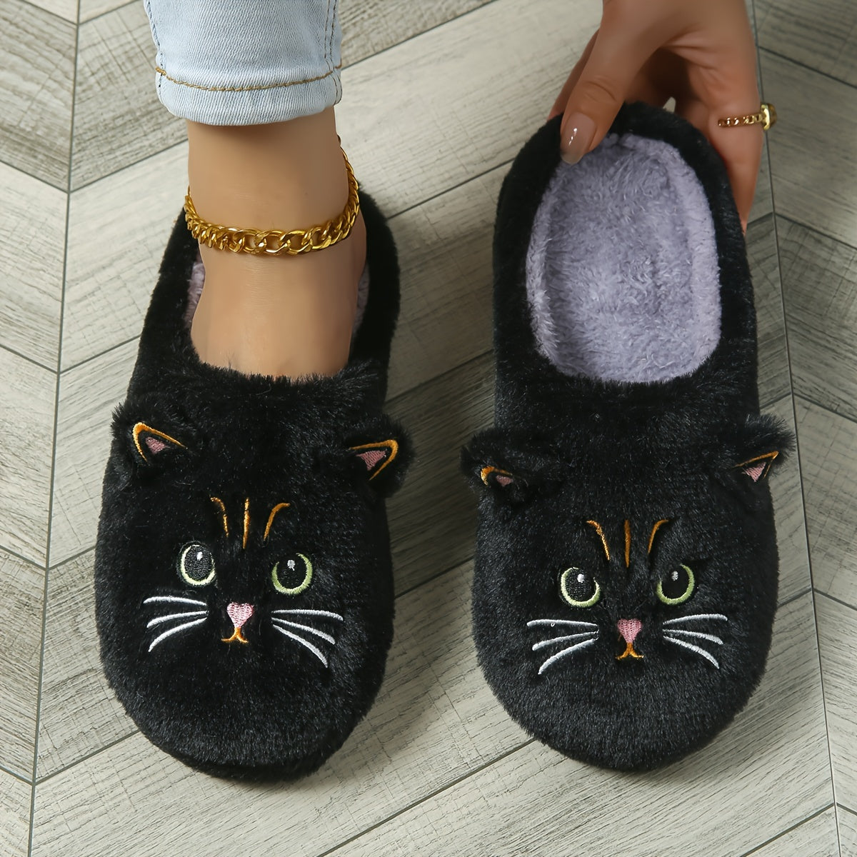 Pantoufles Chat en Peluche Douces et Chaudes