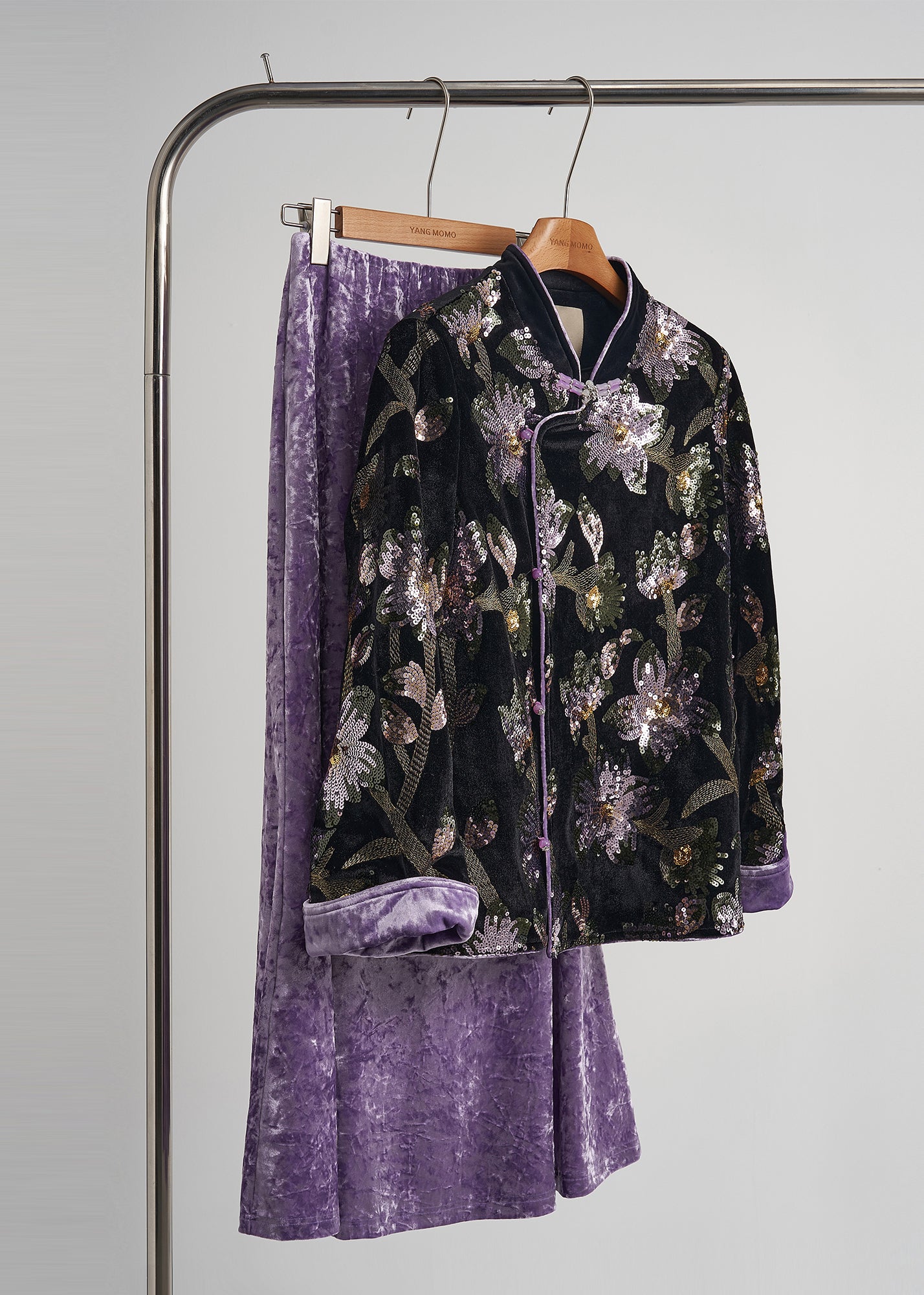 Manteaux d'automne en soie luxueux à paillettes noires - EasyApparels