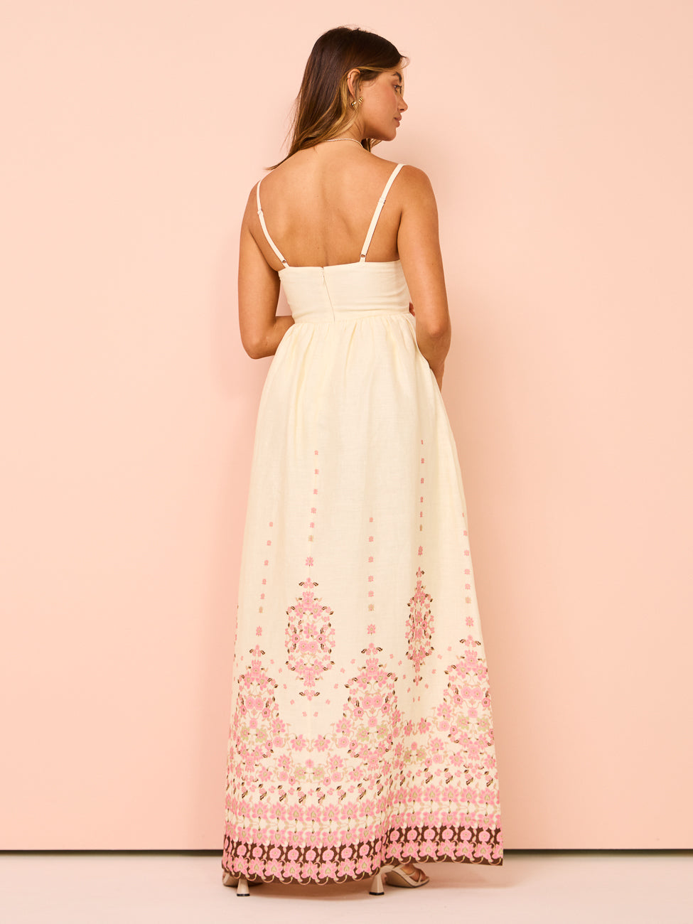 Robe Bohème Dentelle Épaules Dévoilées pour Femme