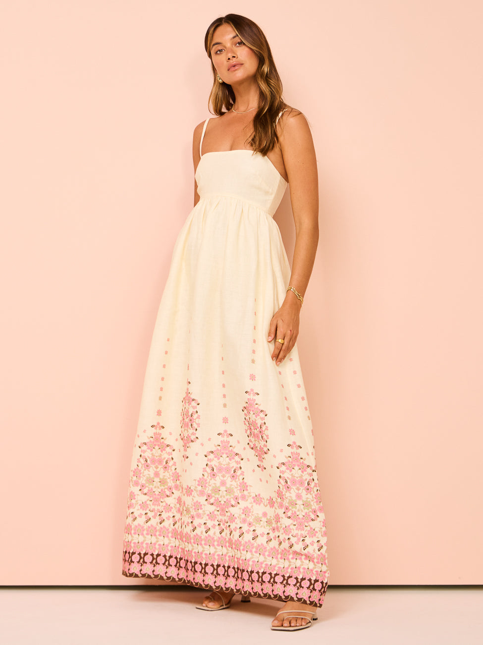 Robe Bohème Dentelle Épaules Dévoilées pour Femme