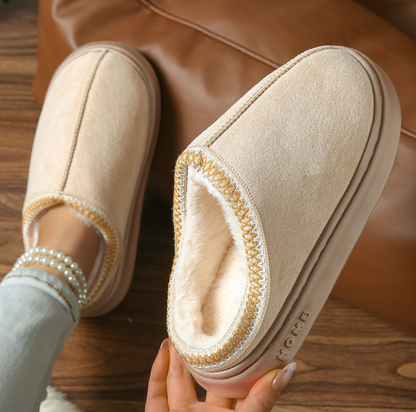Chaussons Peluche Chauffants et Confortables