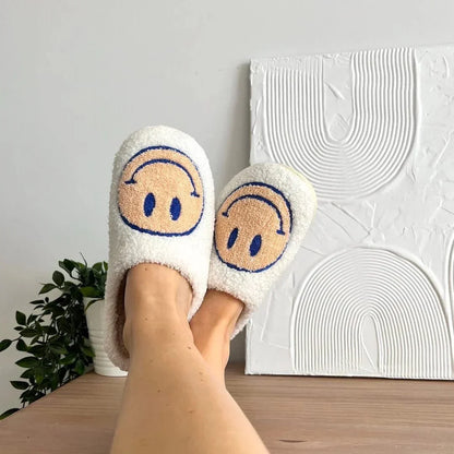 Pantoufles Peluche Sourire Douces
