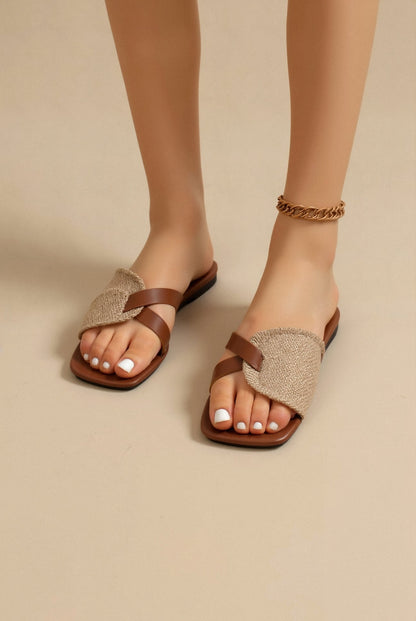 Sandales Beige en Cuir avec Détails Luxe