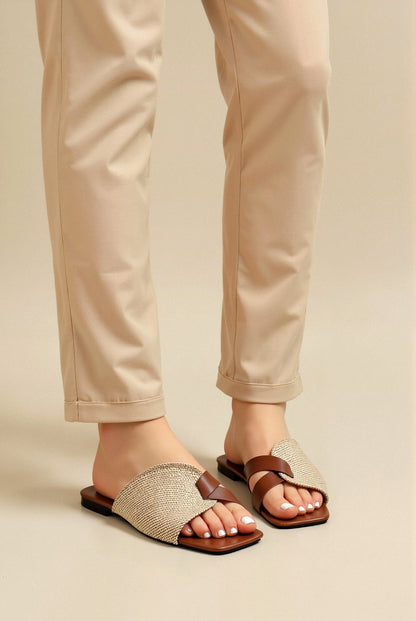 Sandales Beige en Cuir avec Détails Luxe