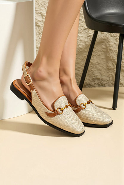 Mocassins Slingback en Cuir Beige avec Chaîne Élégante