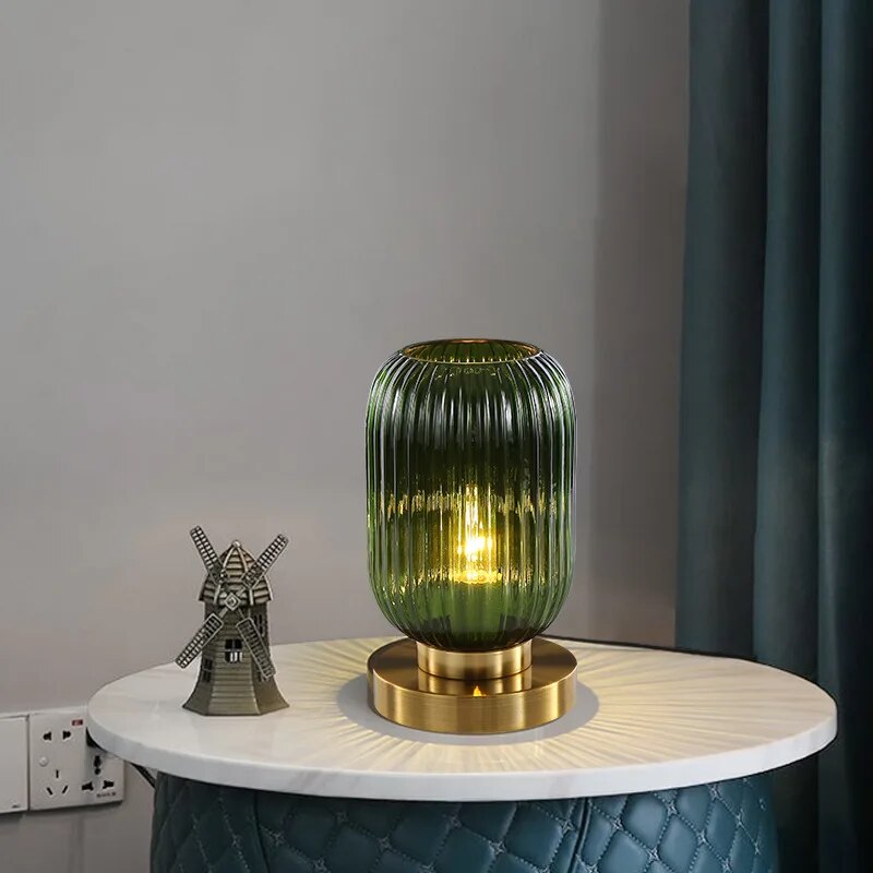 CrystalLuxe™ – Applique Murale Design Élégante en Verre Coloré