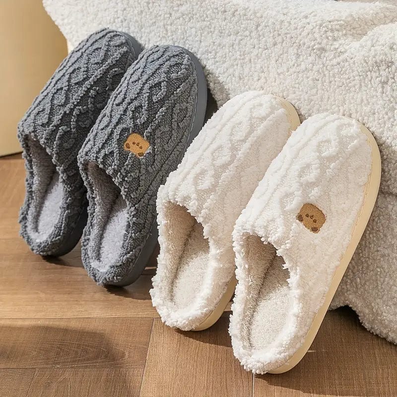 Pantoufles en peluche ultra-confortables - vue 2