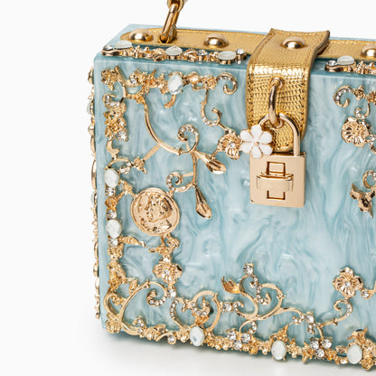 Sac de Soirée En Acrylique Bleu Ciel avec Décor Or Baroque