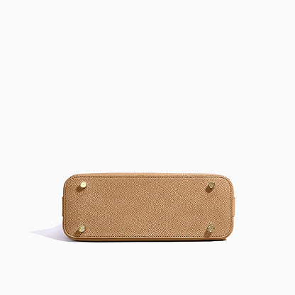 Sac à Épaule Femme en Cuir Structuré Beige avec Fermeture Dorée