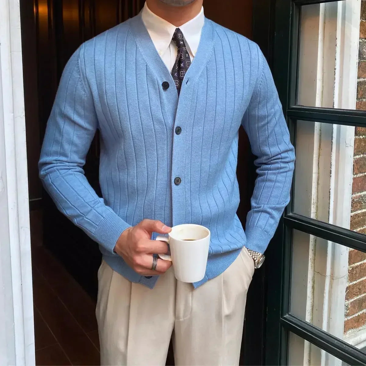 Pull Blanc V pour Homme Élégant et Confortable