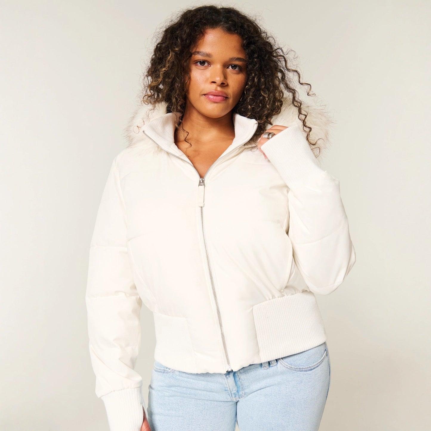 Manteau Femme Hiver Chic - Parka Chaud avec Capuche et Col en Fausse Fourrure - PanierRoyale