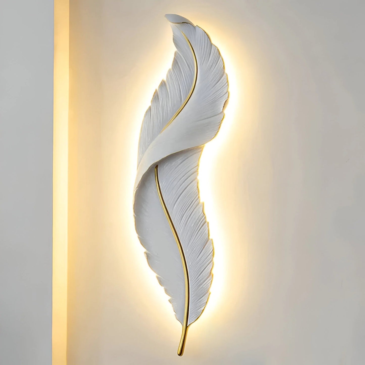 FeatherGlow™ – Applique Murale Design LED Dimmable Éclairage Doux
