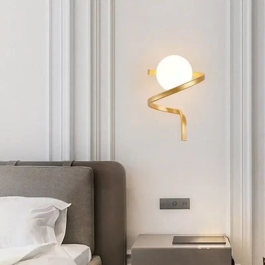 Fiestora™ – Applique Murale LED Noire & Dorée Moderne avec Éclairage Chaud/Froid