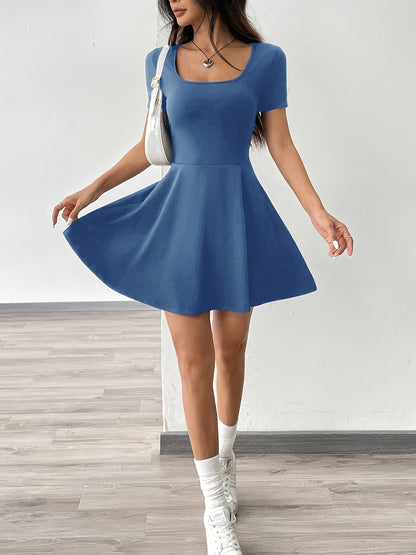 Flexima™ – Robe Moulante Courte Femme Légère et Sport Chic pour l’Été
