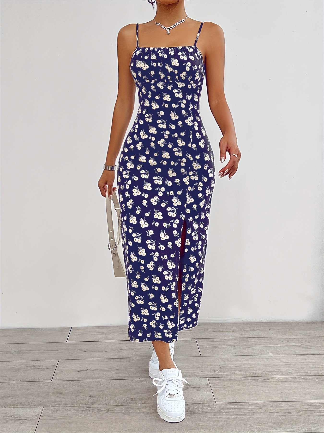 Floravea™ – Robe Fendue Mi-Longue à Fleurs Élégante et Sans Manche