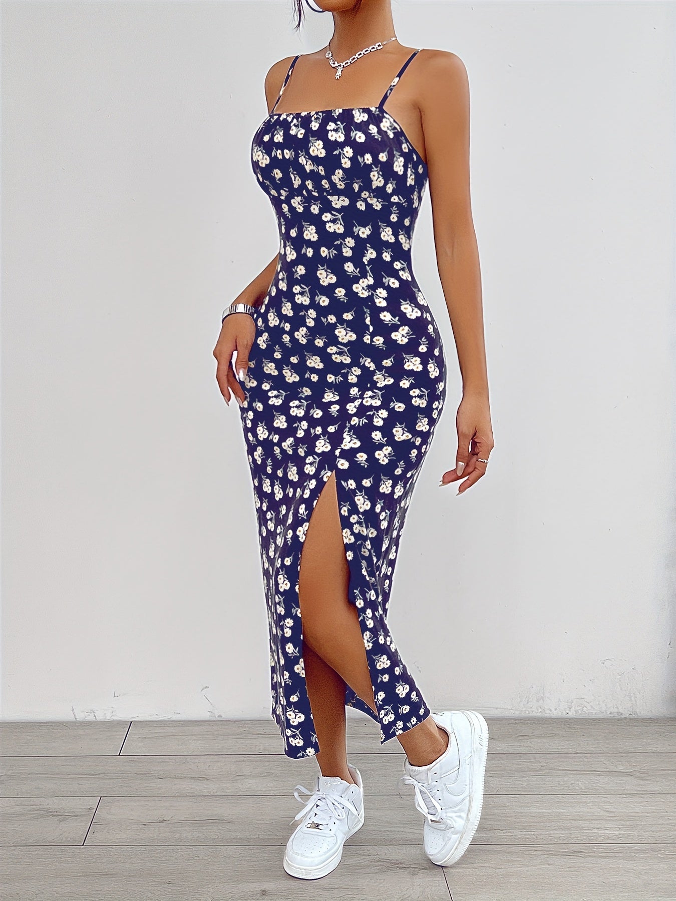 Floravea™ – Robe Fendue Mi-Longue à Fleurs Élégante et Sans Manche