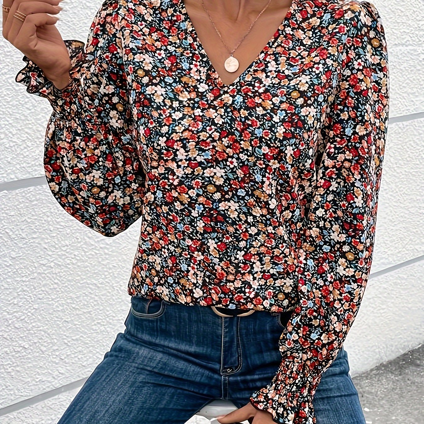 Chemisier Femme Fleuri Col V Manches Longues Élégant