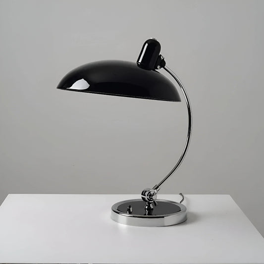 ForgeGlow™ – Lampe de Table Vintage Ajustable en Fer Forgé