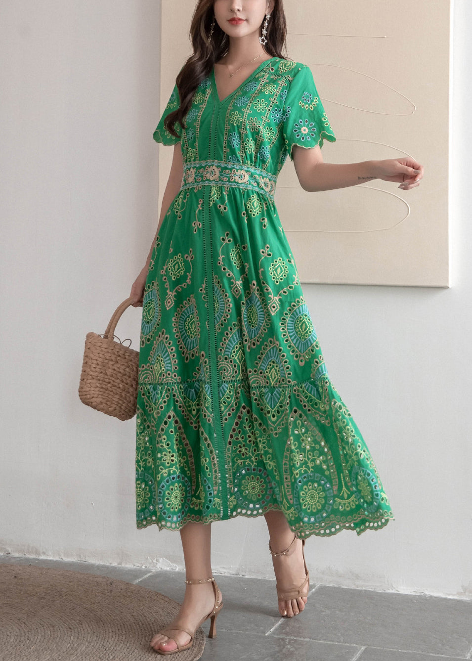 Robe d'été légère en coton vert brodé - EasyApparels