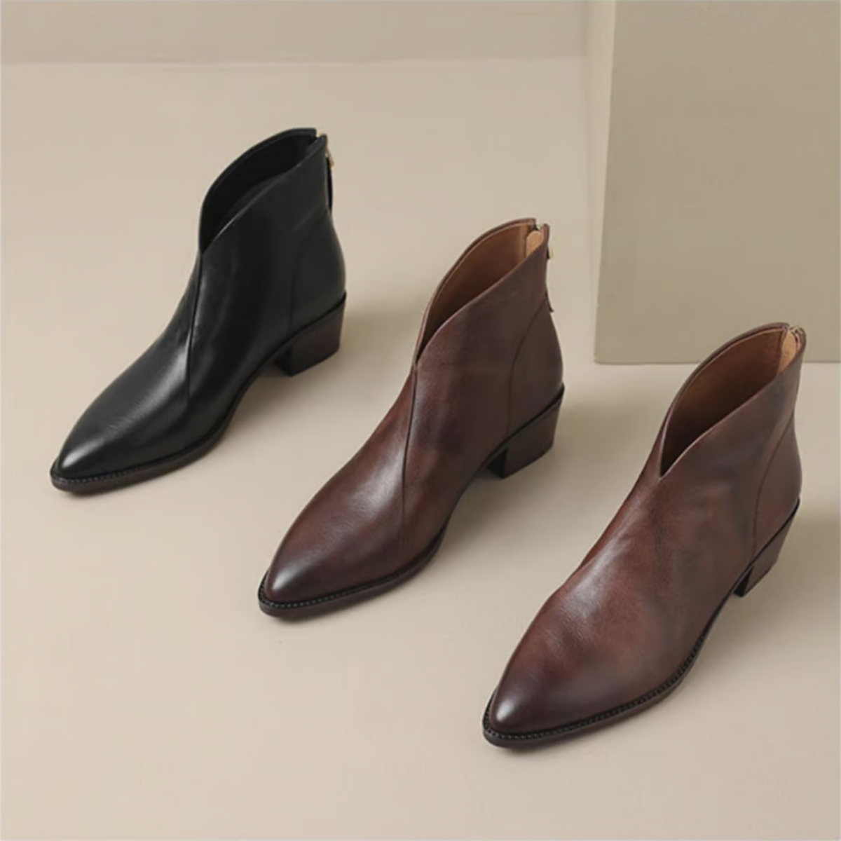 Bottine Femme Élégante en Cuir avec Talon Bloc - BerlinGlamour