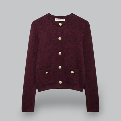 Gilet en maille douce avec boutons dorés → Gilet Maille Élégant avec Fermeture Boutons Dorés - PanierRoyale