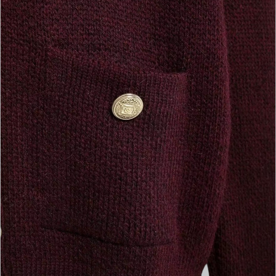 Gilet en maille douce avec boutons dorés 1