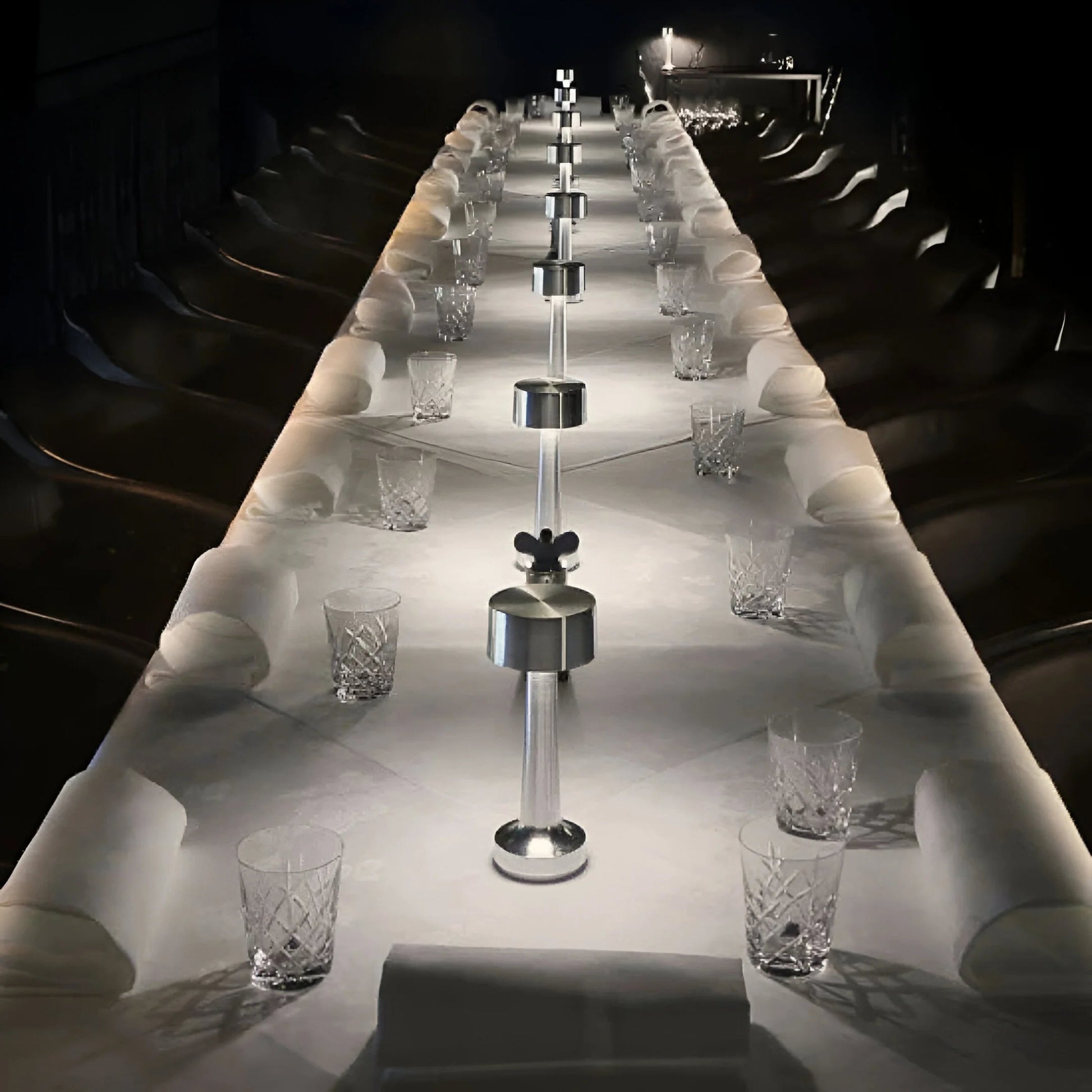 GlowEase™ – Lampe de Table Rechargeable Sans Fil Design Minimaliste