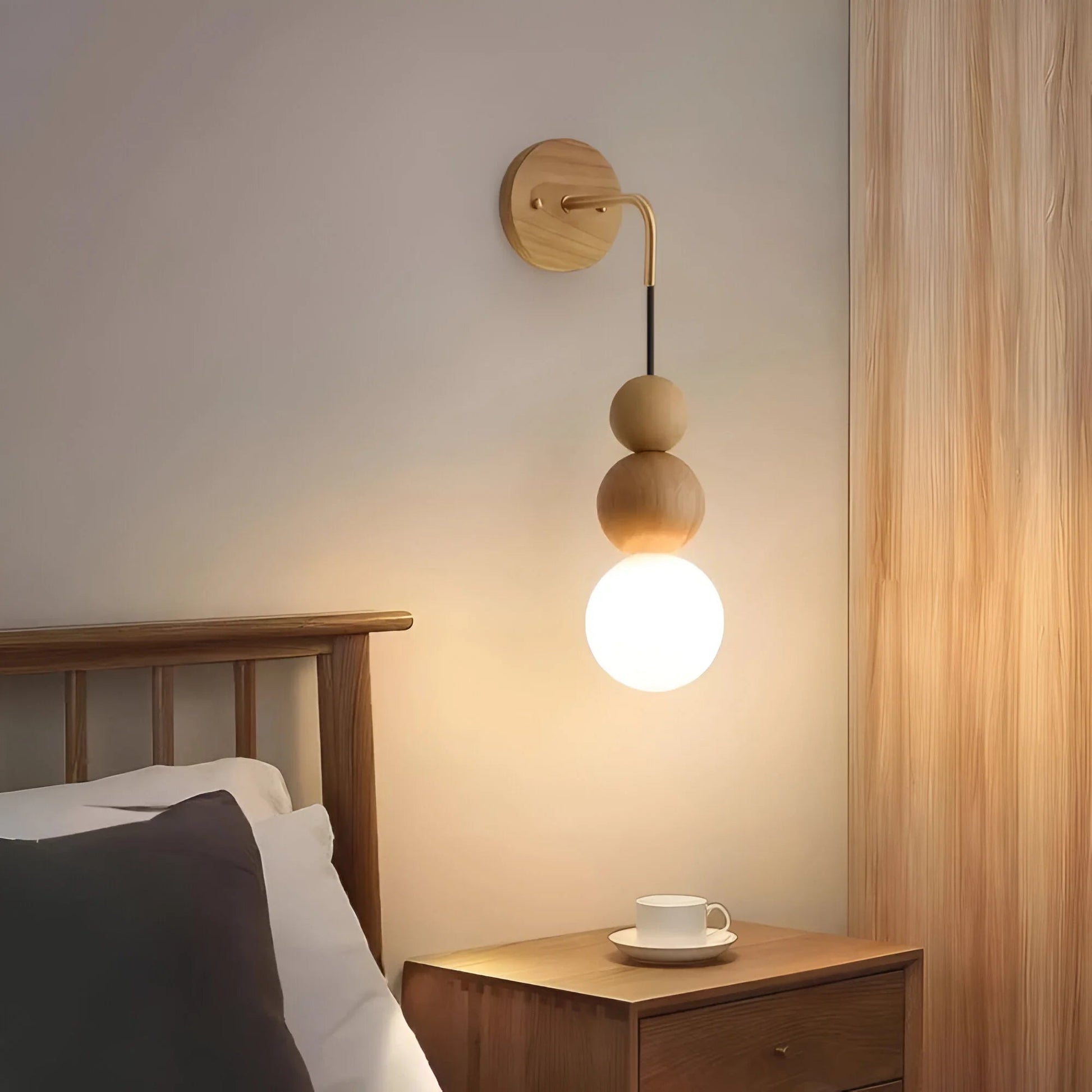 GlowHaven™ – Applique Murale en Noyer avec Éclairage Doux