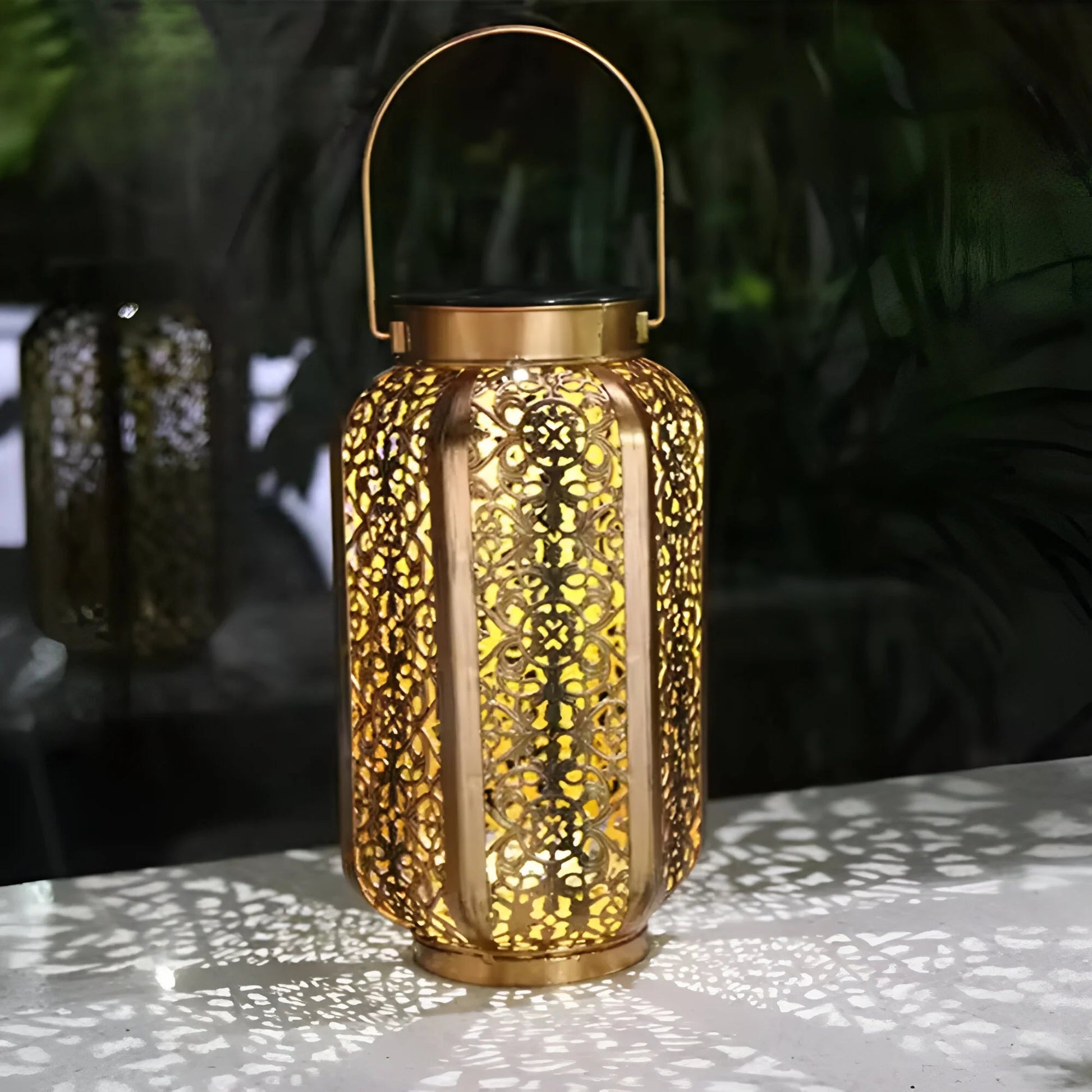 GlowMist™ – Applique Murale Solaire Design Vintage Résistante aux Intempéries