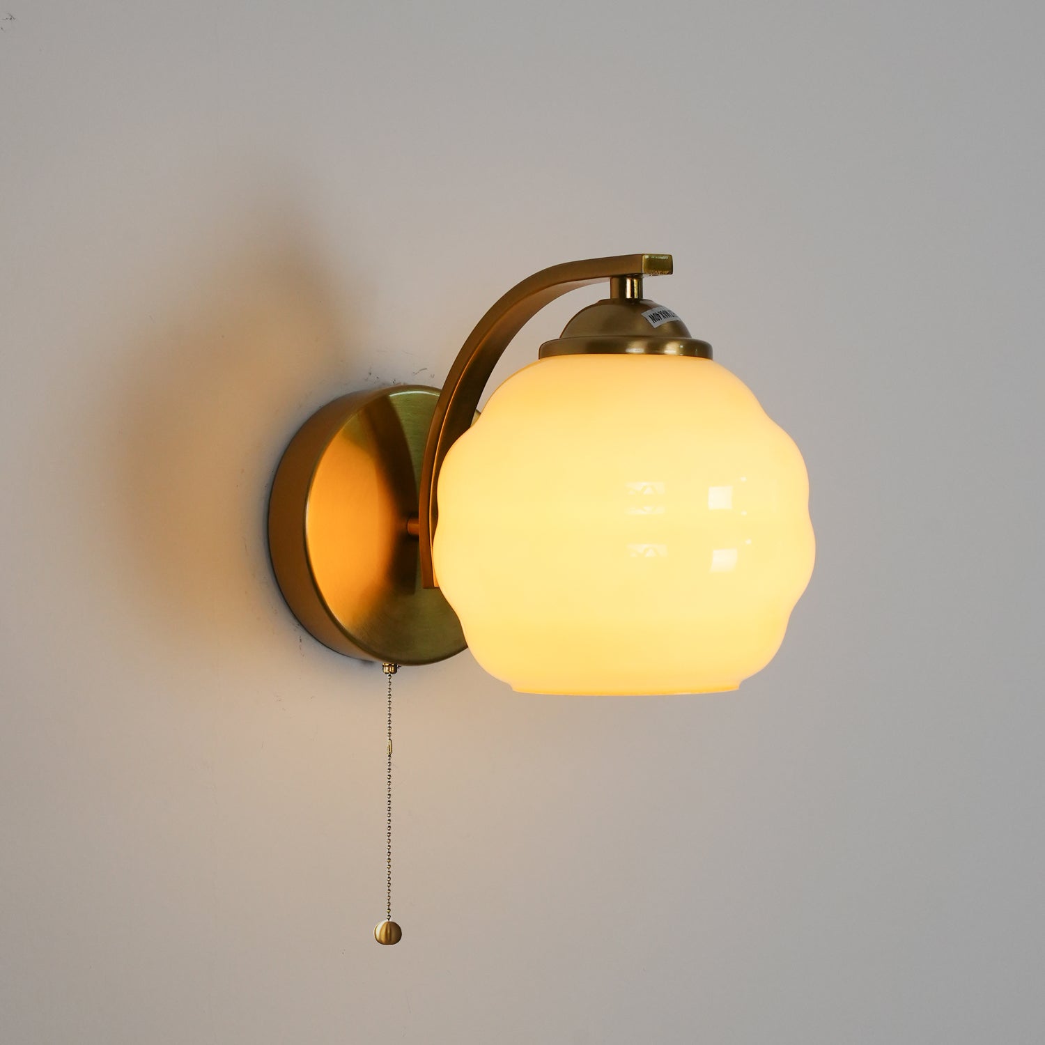 Glowvia™ – Applique Murale Design LED en Verre pour Ambiance Élégante