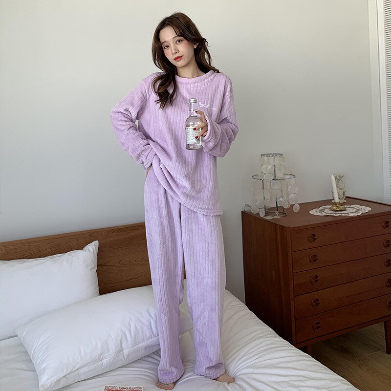 Pyjama Femme Confort et Douceur pour la Maison
