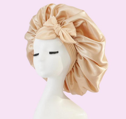 Chapeau Femme Noir Élégant en Satin