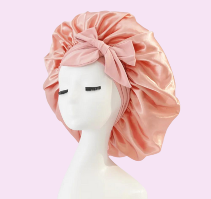Chapeau Femme Noir Élégant en Satin