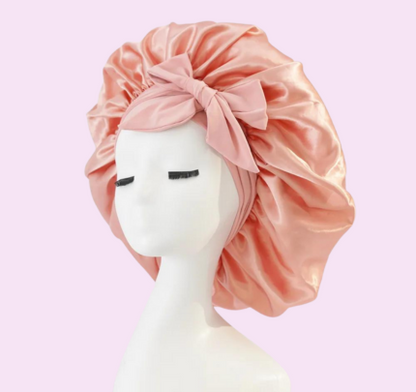 Chapeau Femme Noir Élégant en Satin