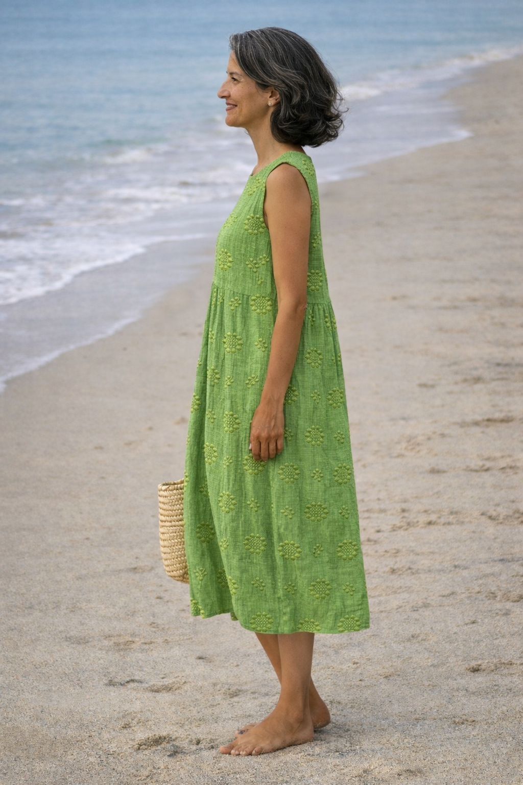 Robe midi Femme Broderie Sans Manches Coupe Fluide