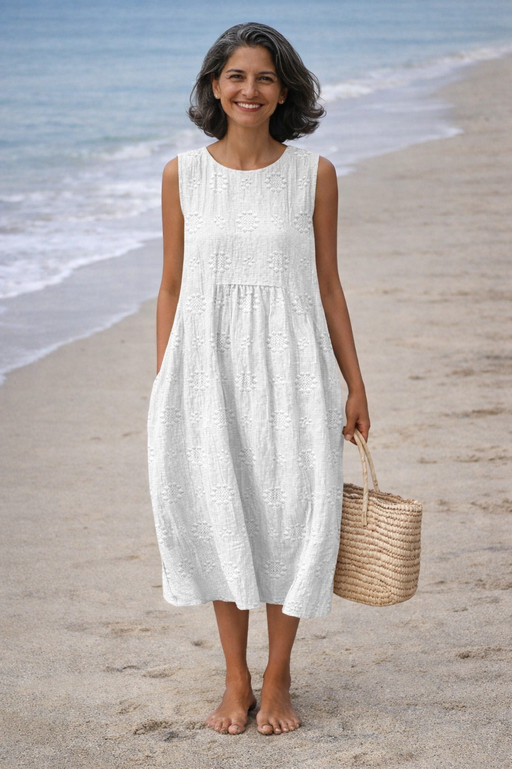 Robe midi Femme Broderie Sans Manches Coupe Fluide - PanierRoyale