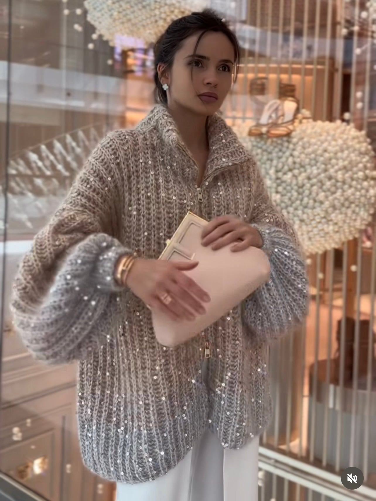 Pull Femme Hiver Élégant au Crochet - PanierRoyale