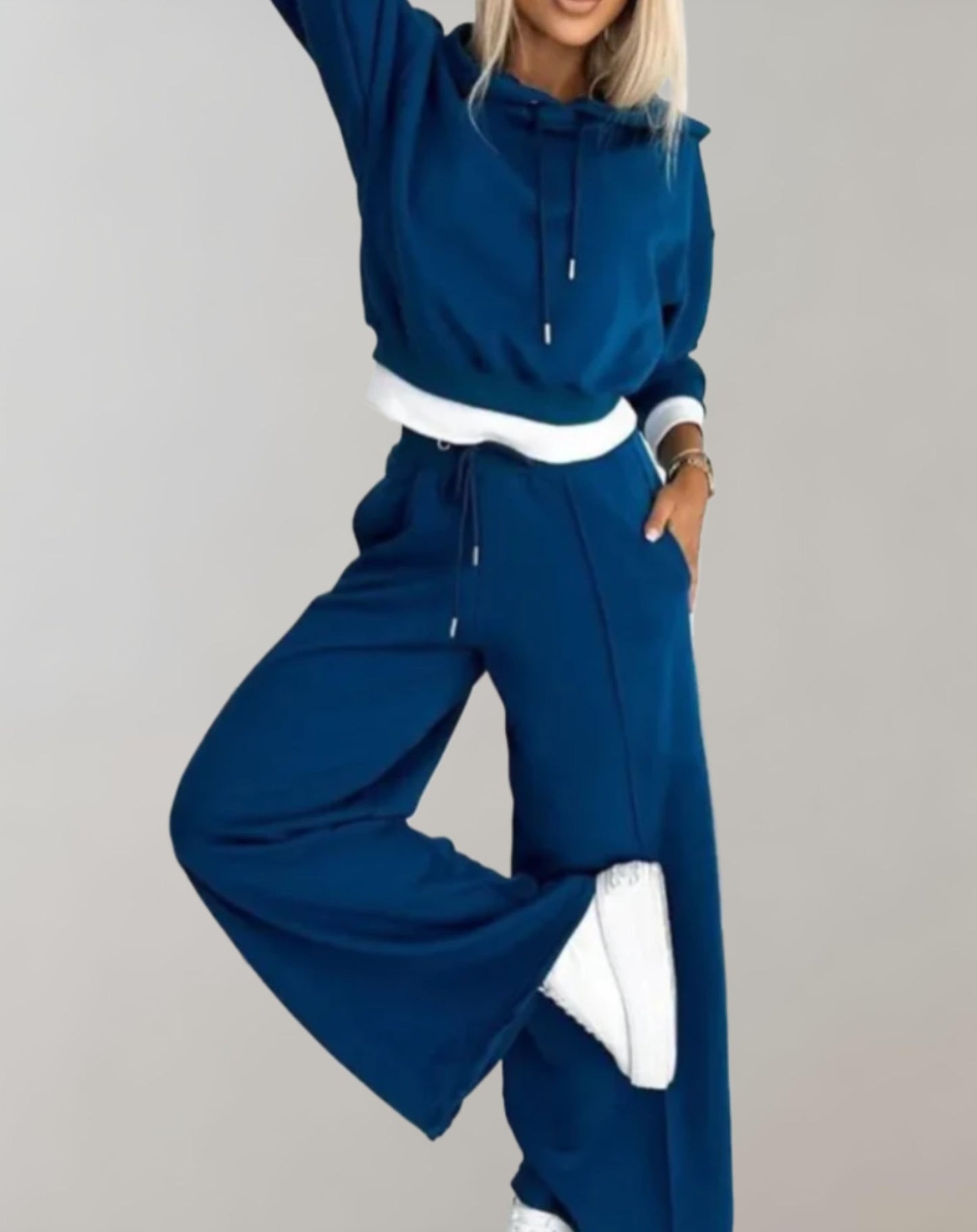 Survêtement Femme Noir Chic et Confortable