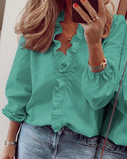 Blouse femme en dentelle légère et élégante