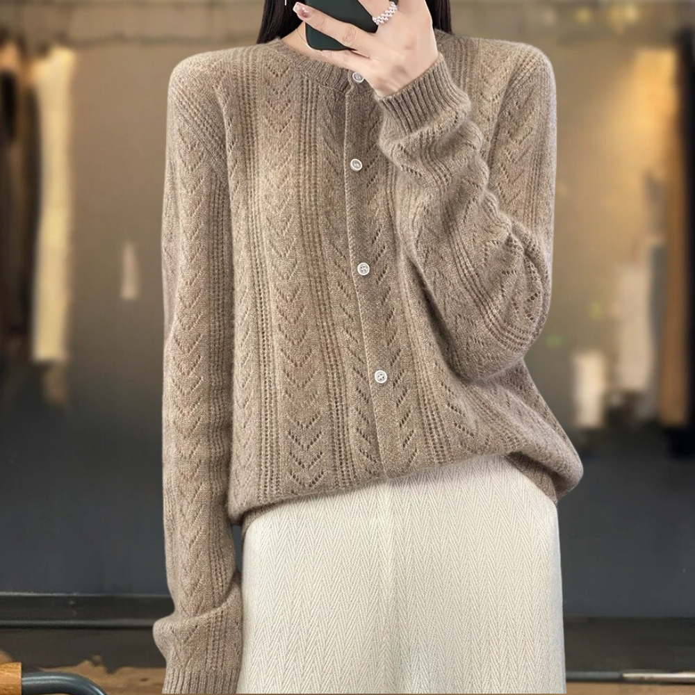 Cardigan Femme Tricoté Chic et Élégant