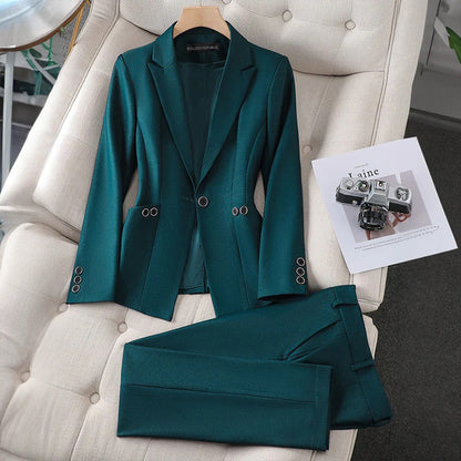 Costume Tailleur Femme Chic et Élégant