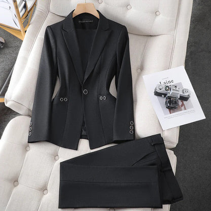 Costume Tailleur Femme Chic et Élégant