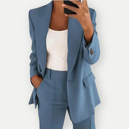 Costume Blazer Féminin Chic et Élégant