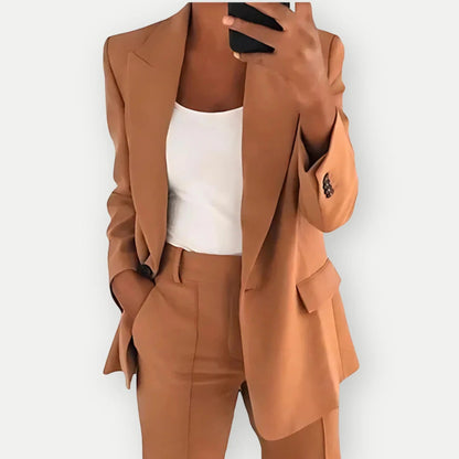 Costume Blazer Féminin Chic et Élégant