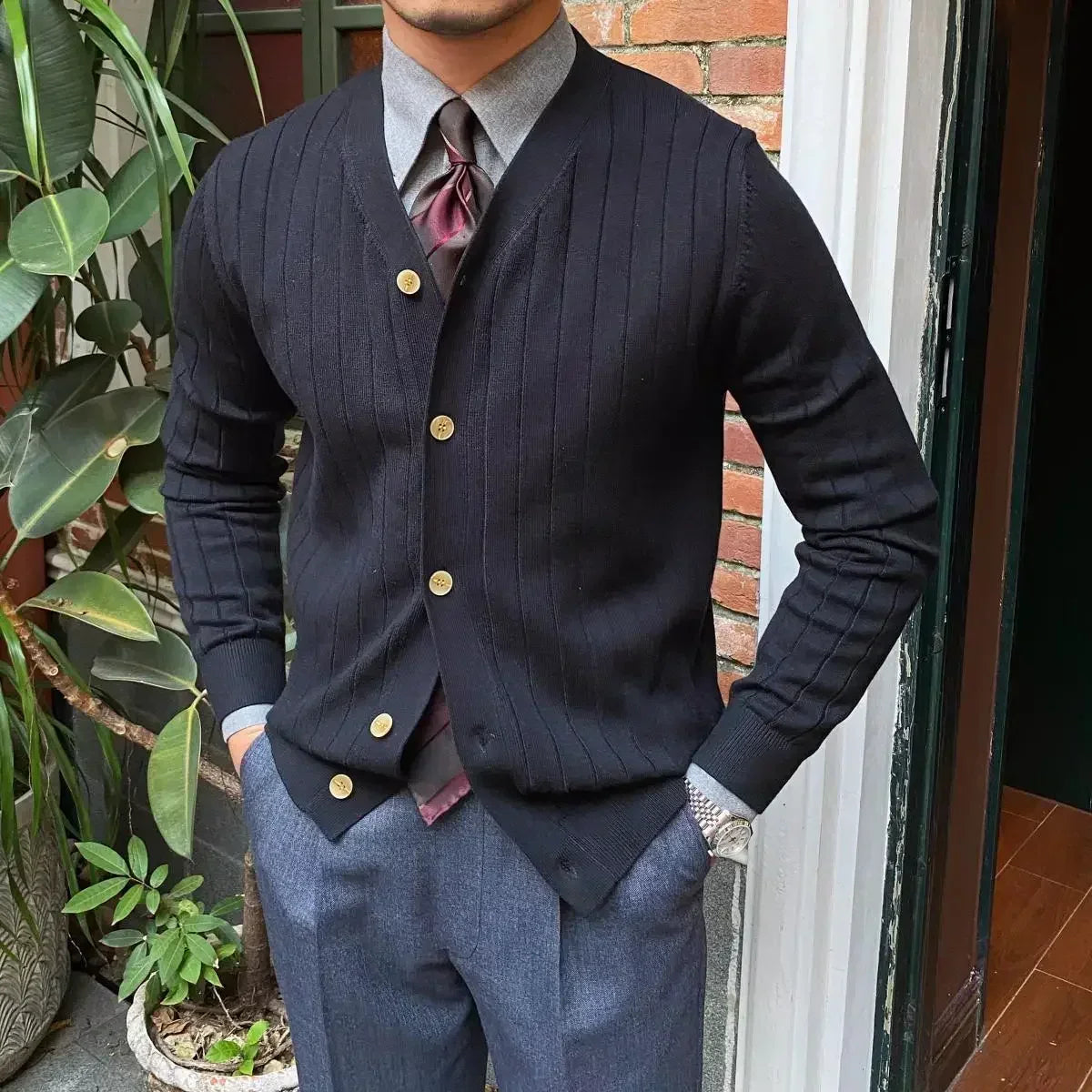 Pull Blanc V pour Homme Élégant et Confortable - BerlinGlamour