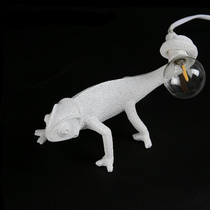 Lézaria™ – Lampe de Table Design en Résine Animal Originale