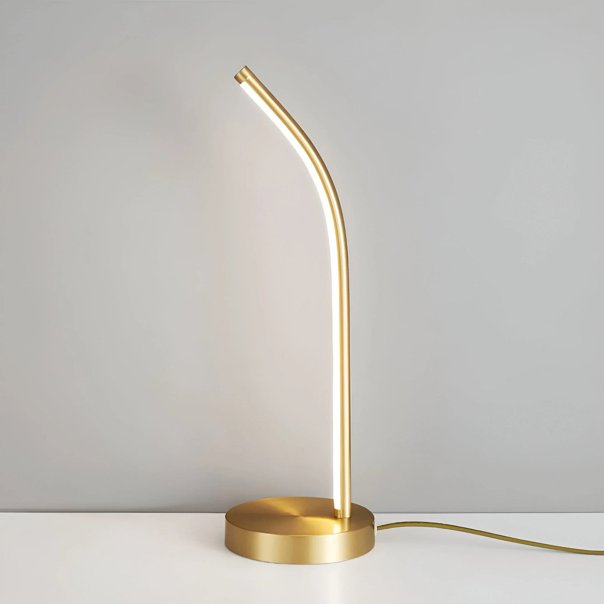 LinearGlow™ – Lampe de Table Dimmable au Design Épuré