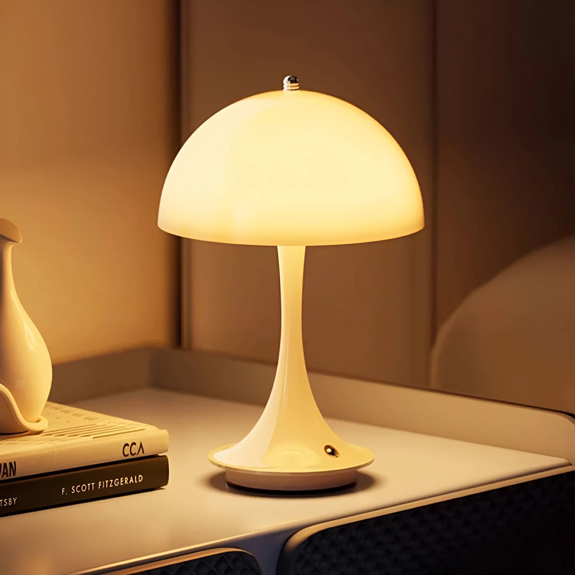 LumeMush™ – Lampe de Table Tactile Dimmable Élégance Moderne