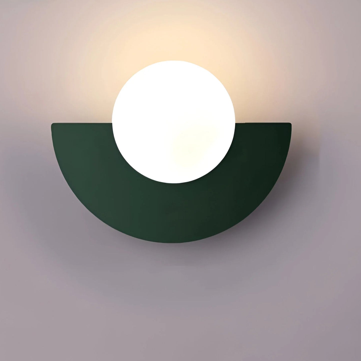 LumiGlow™ – Applique Murale Semicirculaire Élégante en Couleurs Modernes